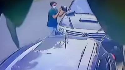 Rekaman CCTV pencurian spion mobil di Babelan