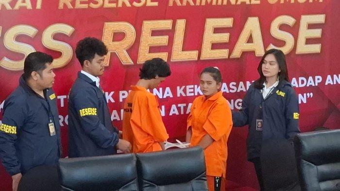 Polda Metro Jaya menggelar konferensi pers terkait pembunuhan anak kandung oleh orangtua di Bekasi. Foto: Ist