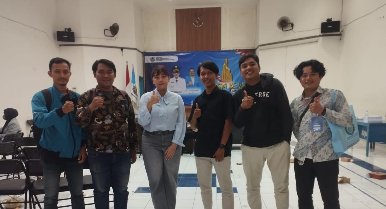 Ketua KNPI Kota Bekasi terpilih, Adelia Sidik bersama OKP. Foto: Ist