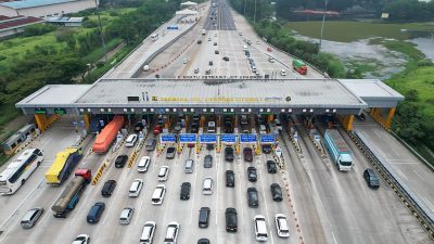 Kondisi Lalu Lintas di Tol Jakarta - Cikampek