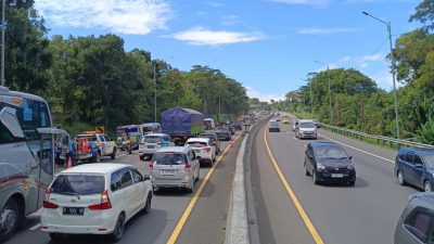 Kecelakaan Beruntun di Tol Cipularang, Minggu (5/1/2025).