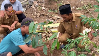 DLH Kabupaten Bekasi dan Bambu Foundation Kolaborasi Rehabilitasi Lahan Bekas TPS Liar