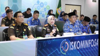 Pj Bupati Bekasi Dedy menghadiri kegiatan Sosialisasi Aplikasi Jaksa Garda Desa, yang diselenggarakan oleh Kejaksaan Negeri Kabupaten Bekasi, berlangsung di Ruang Command Center Diskominfosantik, Cikarang Pusat, Senin (20/01/2025).