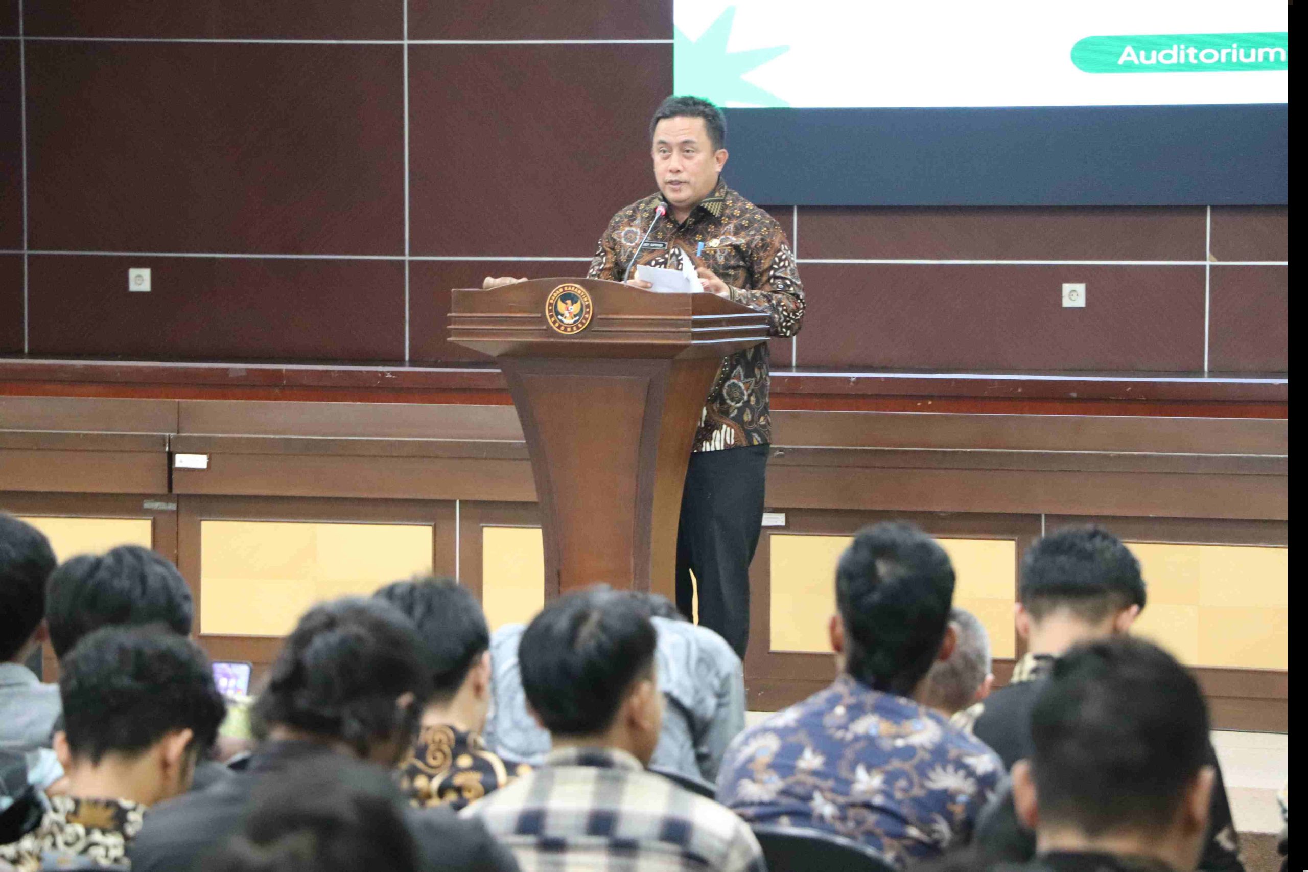 Pj Bupati Bekasi Dedy Supriyadi menghadiri kegiatan Opening Ceremony Training Raya HMI tahun 2025, bertempat di Balai Uji Terap Teknik Metode Karantina Hewan Ikan dan Tumbuhan, Cikarang Barat.
