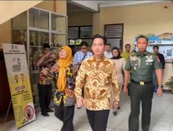 Momen Wapres Gibran Tinjau Program MBG di SMPN 30 Kota Bekasi
