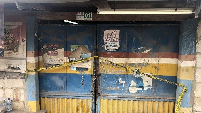 Kediaman Nenek Bimih (72) di Jalan Pulo Rengas, RT 07 RW 03, Desa Sindang Jaya, Kecamatan Cabangbungin, Kabupaten Bekasi