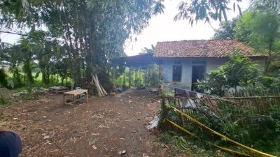 Rumah Sunardi di Kampung Cikoronjo, Desa Sindang Mulya, Kecamatan Cibarusah, Kabupaten Bekasi