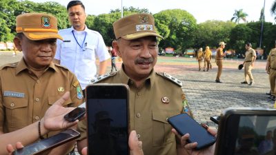 Wakil Wali Kota Bekasi, Abdul Harris Bobihoe usai memimpin apel perdananya di Kompleks Pemkot Bekasi, Senin (24/2/2025). Foto: Ist