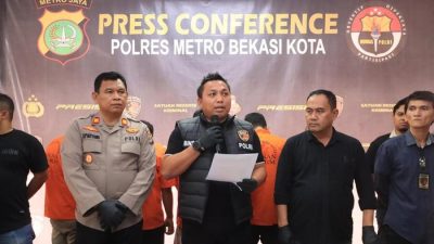 Polres Metro Bekasi Kota melakukan konferensi pers terkait kerusuhan usai laga Persija vs Persib di Stadion Patriot Candrabhaga. Foto: Ist
