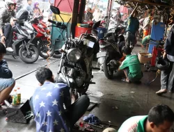 Banjir di Bekasi Bawa Berkah untuk Bengkel Motor