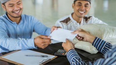 Ilustrasi Penyaluran Zakat Fitrah
