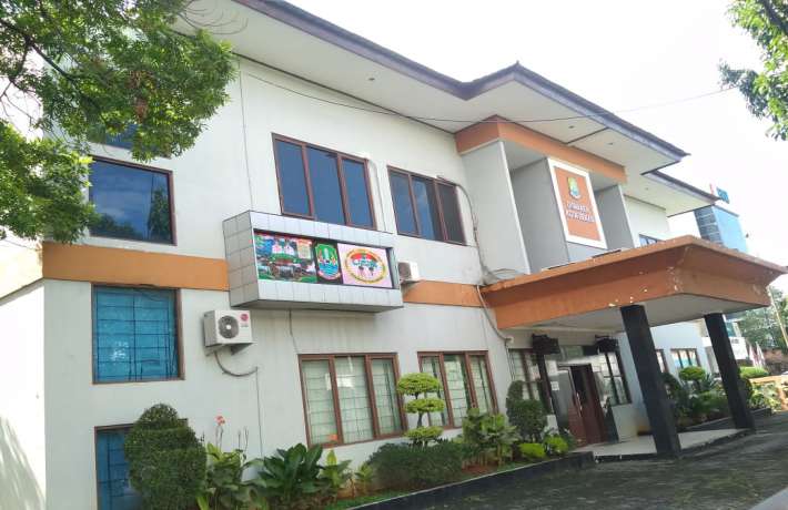 Kantor Disnaker Kota Bekasi di Jalan Ahmad Yani
