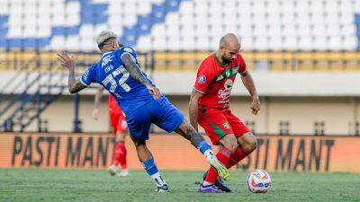Persebaya Surabaya Vs Persib Bandung