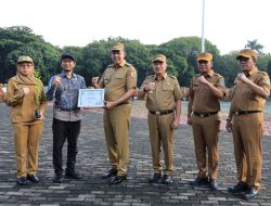 Wali Kota Bekasi Pimpin Apel Pagi Perdana, Tegaskan Komitmen Wujudkan Kota Bekasi Keren