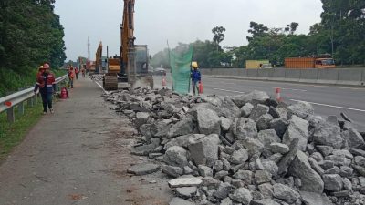 Hati-Hati Ada Rekonstruksi Jalan di Ruas Tol Jakarta-Cikampek