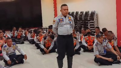 Oknum petugas Dishub Kota Bekasi bernama Siswanto, diketahui bersikap arogan dan diduga melakukan pungutan liar terhadap pengendara diberikan sanksi tegas.