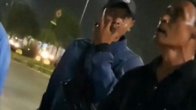 Sekelompok pria yang mengaku dari Ormas melarang pendirian posko mudik di Cikarang