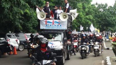 Kota Bekasi - Aksi Buruh Kota Bekasi di Hari Buruh Internasional. Foto: Dok.Gobekasi.id