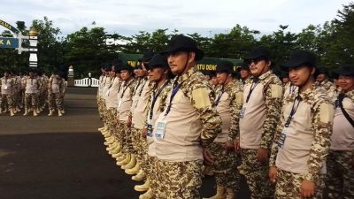 Sejumlah perangkat desa saat mengikuti kegiatan retret di Secapa Angkatan Darat Bandung. Foto: Ist