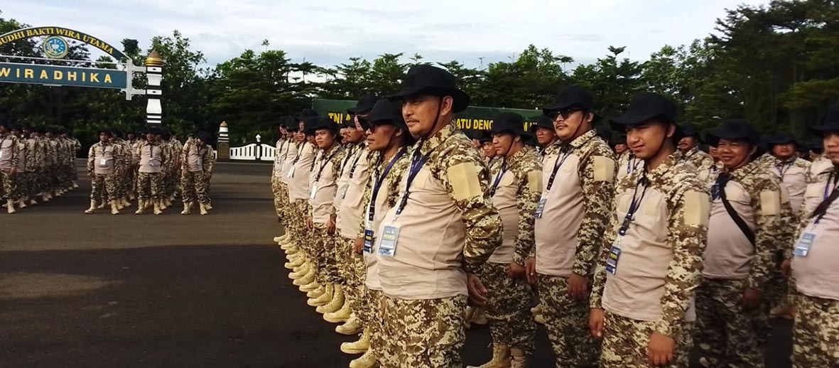 Sejumlah perangkat desa saat mengikuti kegiatan retret di Secapa Angkatan Darat Bandung. Foto: Ist