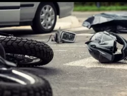 Pemotor Tewas Usai Disenggol Mobil di Setu Bekasi, Pengemudi Kabur