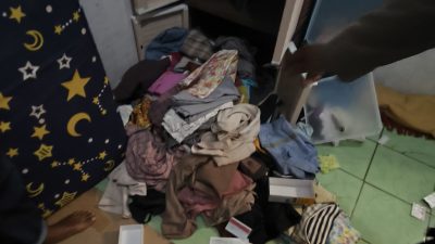 Kondisi rumah yang ditinggal penghuninya disatroni pencuri.