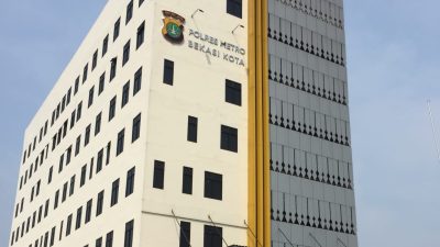 Kota Bekasi - Gedung Polres Metro Bekasi Kota