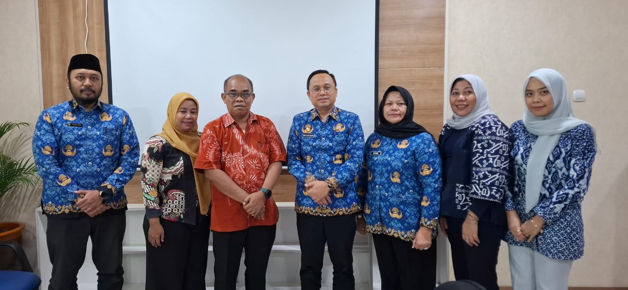 Pada 9 April 2025, Direktur PT Mitra Patriot, Ucu Asmara Sandi, secara resmi mengajukan surat pengunduran diri kepada Wali Kota Bekasi selaku Pemegang Saham, dengan alasan ingin fokus pada pemulihan kondisi kesehatan.