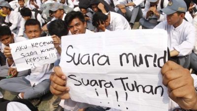 Pergub Jabar Jadi Celah Legalisasi Pungli SPP di Sekolah Negeri
