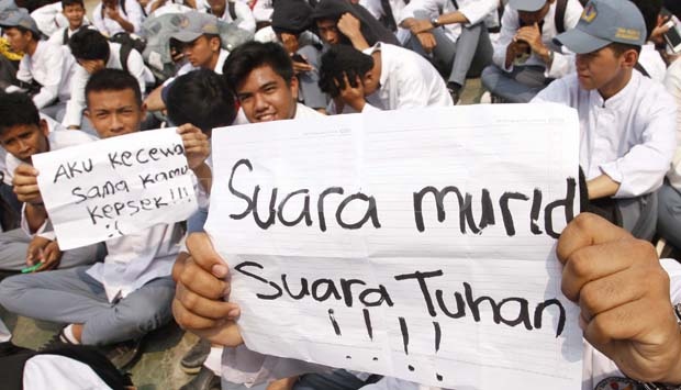 Aksi protes siswa di Jember.