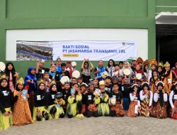 Peringati Hardiknas 2025, Jasamarga Transjawa Tol Salurkan Bantuan Pendidikan ke SDN III Pekayon Jaya