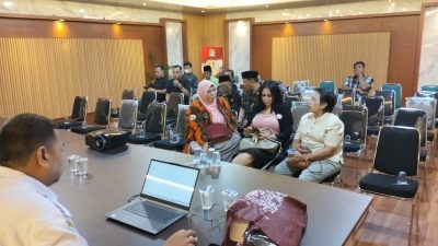 Kota Bekasi - Kesbangpol Kota Bekasi menyelenggarakan kegiatan Sosialisasi Pengendalian Gratifikasi, bertempat di ruang rapat Badan Kesbangpol Kota Bekasi pada Rabu (14/05/2025).