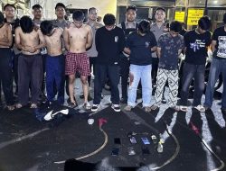 Polres Metro Bekasi Kota Ringkus 10 Remaja Gengster “Amil Boys” Saat Aksi Tawuran