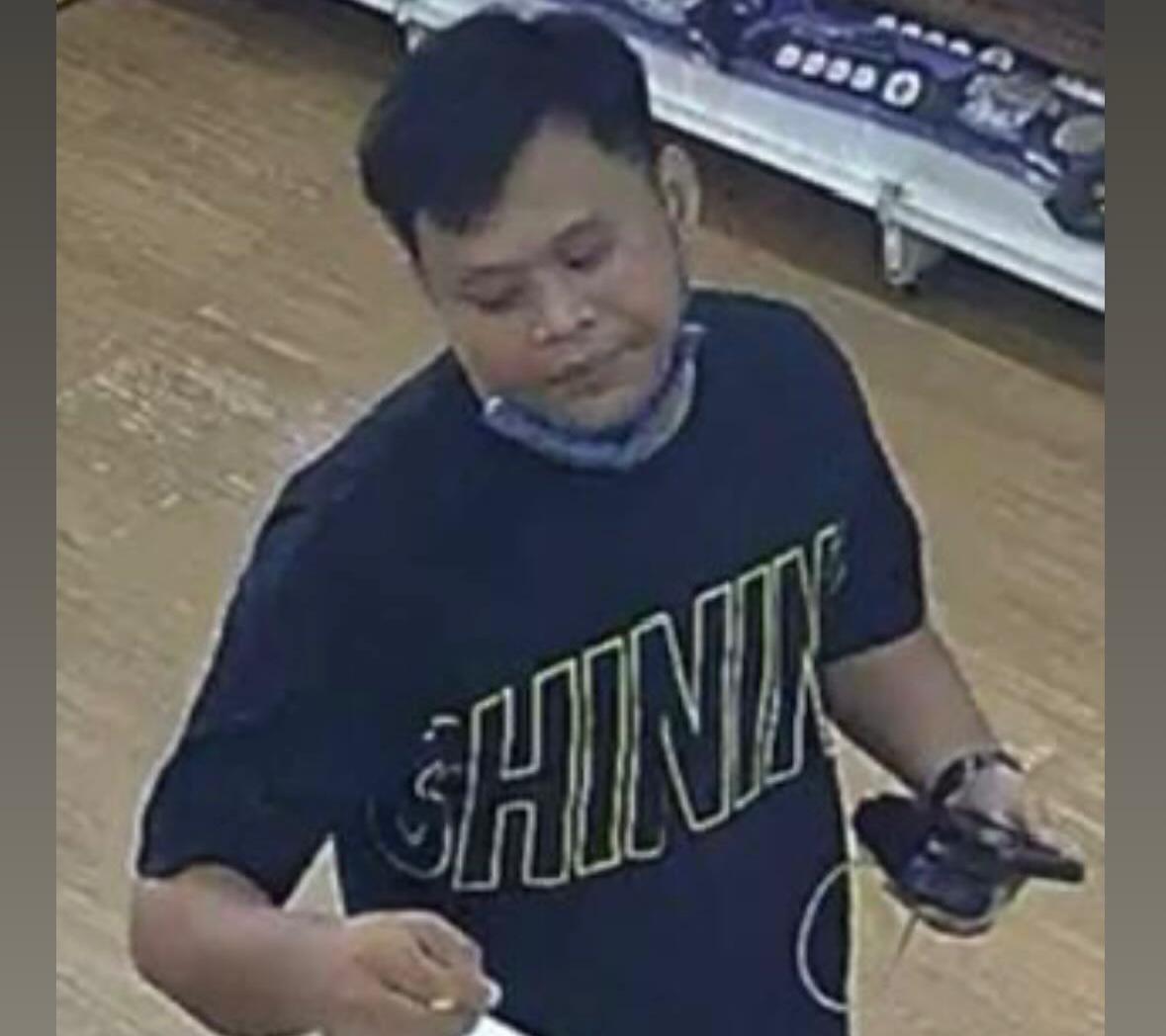 Kota Bekasi - Pelaku penipuan yang beraksi di Petshop Bekasi Timur.