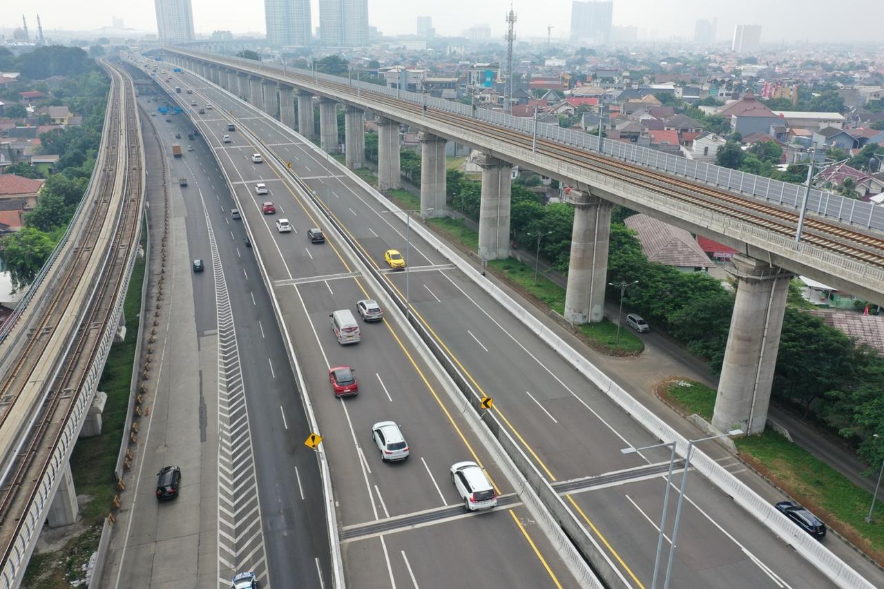 Kota Bekasi - Foto Udara Jalan Layang MBZ