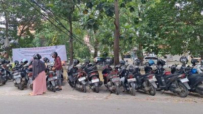 Parkir Liar di Jalan Kemakmuran Bekasi Masih Marak Meski Sudah Ada Peringatan Tegas