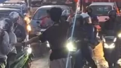 Kebakaran Toko Ban di Medan Satria Sebabkan Kemacetan Parah Arah Jakarta