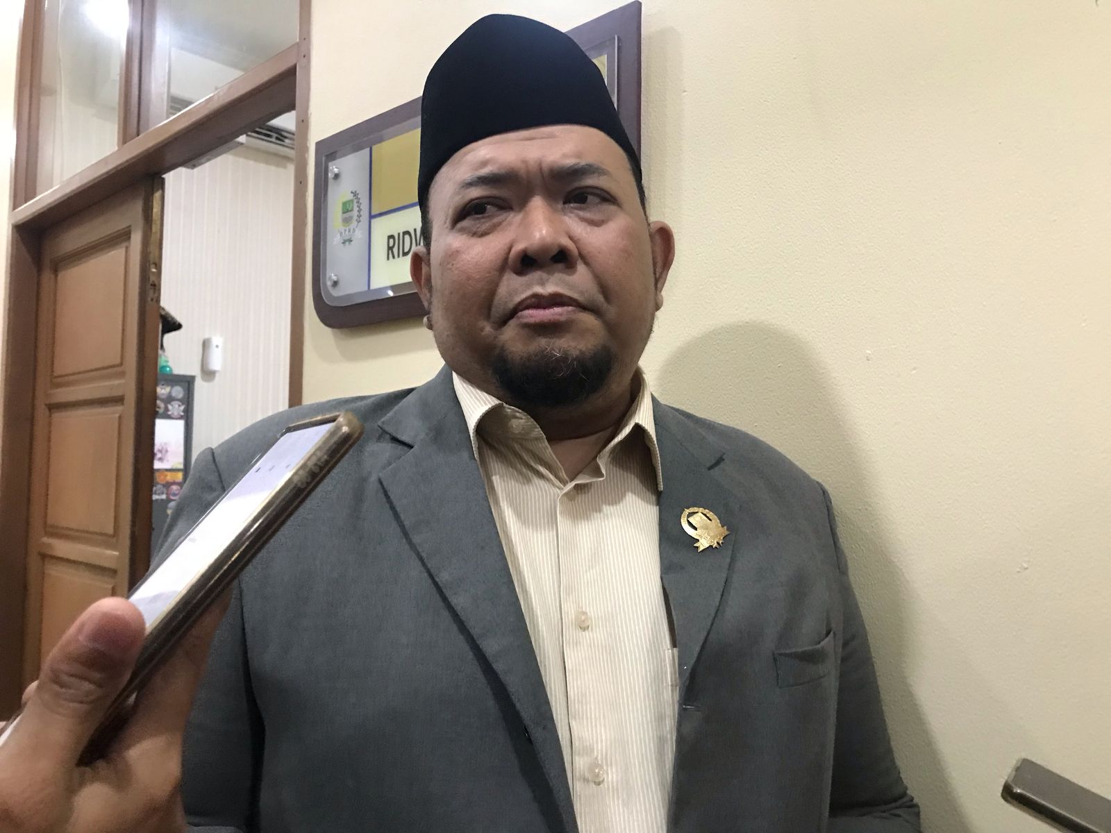 Kabupaten Bekasi - Ketua Komisi I DPRD Kabupaten Bekasi Ridwan Arifin