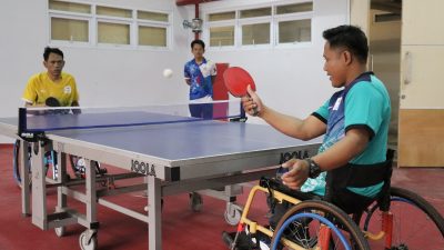 Kabupaten Bekasi - Penampilan atlet National Paralympic Committee Indonesia (NPCI) Kabupaten Bekasi di ajang Peparda VI Jawa Barat 2022.
