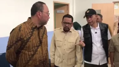 Kota Bekasi - Wamensos dan Wakil KSP Tinjau Sekolah Rakyat di Bekasi. Foto: Merdeka