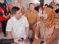 Wakil Menteri Kesehatan Kunjungi Bekasi, Perkuat Desa Siaga TBC Menuju Eliminasi 2030