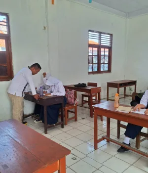 Kota Bekasi - Jumlah peserta didik baru di SMP Persada Bhakti, Kelurahan Mustikasari, Kecamatan Mustikajaya, Kota Bekasi, mengalami penurunan drastis pada tahun ajaran 2025/2026.