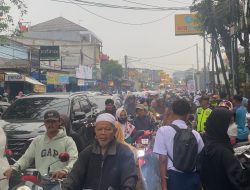 Orang Tua di Bekasi Keluhkan Jam Masuk Sekolah Dipercepat, Macet Jadi Masalah Utama Anak Terlambat