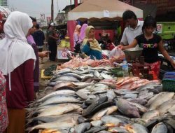 Pemkab Bekasi Dorong Konsumsi Ikan Lokal di Setiap Kegiatan Dinas