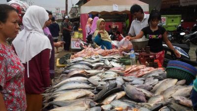 Kota Bekasi - Pedagang Ikan di Bekasi