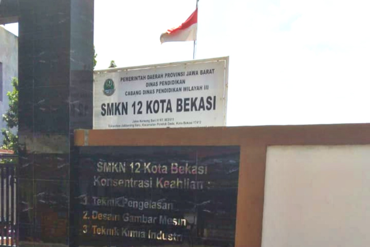 Kota Bekasi - SMKN 12 Kota Bekasi