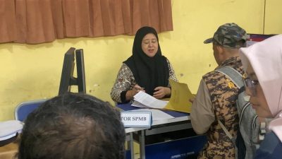 SPMB Tahap Dua di Bekasi Berjalan Lancar, 1.979 Kursi SMP Negeri Diperebutkan
