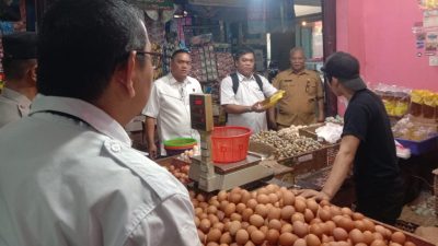 Kota Bekasi - Satgas Pangan Mabes Polri bersama Badan Pangan Nasional melakukan inspeksi langsung ke Pasar Kranggan, Kelurahan Jatisampurna, Kecamatan Jatisampurna, Kota Bekasi, pada Senin (28/7/2025).