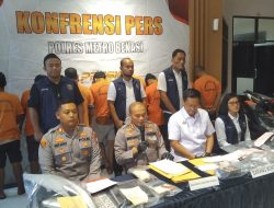 Sadis! Rampok Bekap Mulut Korban Pakai Lakban, Todong Pisau di Leher