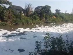 Pencemaran Kali Cilemahabang Kembali Terjadi, DLH Bekasi Akui Kewalahan Ungkap Pelaku